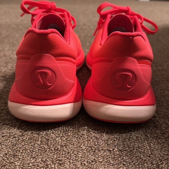 NWOT Lululemon Chargefeel Low Women's Workout Shoe - Picture 9 of 10